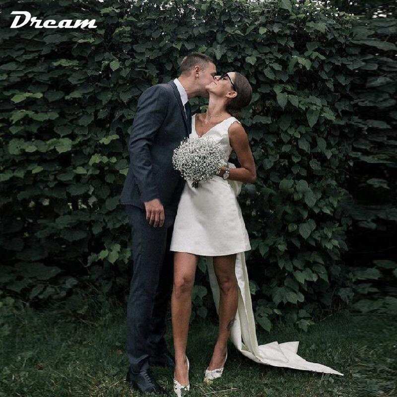 DREAM-فستان زفاف قصير من الساتان ، مفتوح من الخلف ، بدون أكمام ، رقبة على شكل حرف V ، قوس كبير ، فوق طول الركبة ، فستان حفلات الزفاف