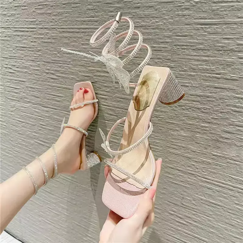 Xibeilove-أحذية كعب عالي فاخرة للنساء ، صنادل برأس مربع كريستالي ، نمط ثعبان حجر الراين الذهبي ، أحذية حفلات الزفاف ، الصيف ،