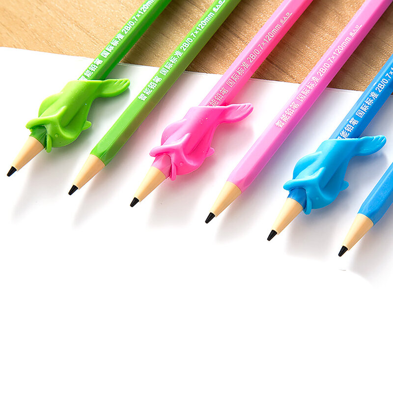 3 قطعة الأطفال الكتابة قلم رصاص حامل القلم التعلم وممارسة سيليكون القلم مساعدة عقد القلم الموقف مصحح الطلاب