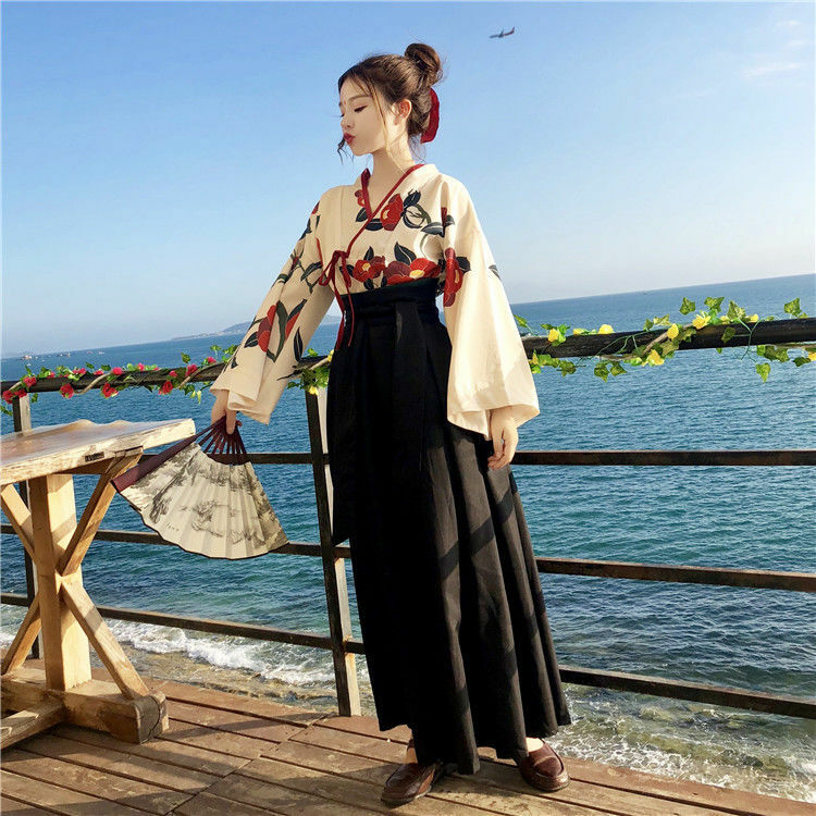 كيمونو ساكورا فتاة اليابانية نمط الأزهار طباعة فستان عتيق امرأة الشرقية كاميليا الحب زي هاوري يوكاتا الملابس الآسيوية