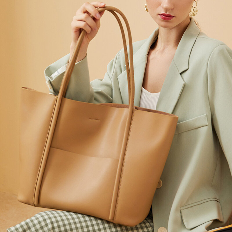 حقيبة يد فاخرة من الجلد الطبيعي للنساء ، حقيبة يد عالية الجودة ، حقيبة كتف ناعمة ، قدرة عالية
