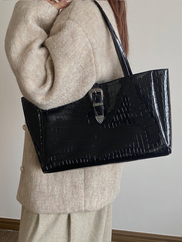 Luxury Patent Leather Women's Bag Commuter Black Crocodile Shoulder Tote Bag Large Capacity Handbag for Ladies Alligator Pattern