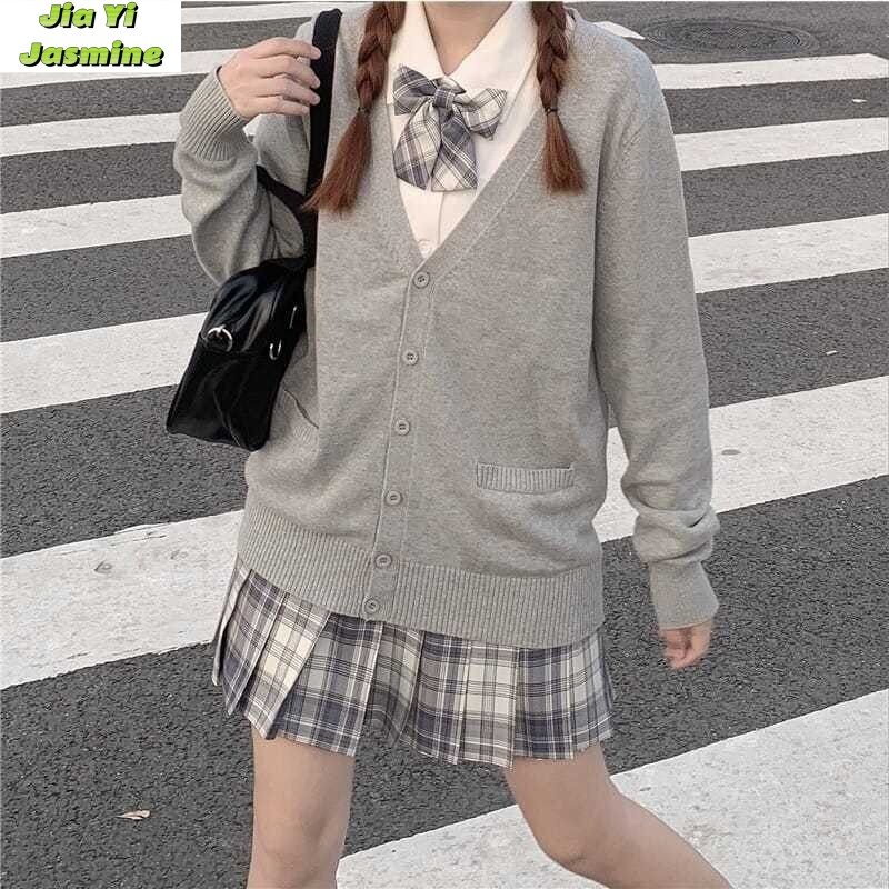 سترة نسائية فضفاضة برقبة على شكل حرف V ، ملابس خارجية على الطراز الياباني ، سترة طالبات لطيفة وبسيطة ومتعددة الاستخدامات
