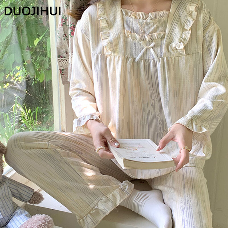 DUOJIHUI-2-Piece الأزهار الطباعة منامة مجموعة للنساء ، الحلو الكشكشة ، شيك القوس ، فضفاض ، 8 ألوان ، الإناث الموضة ، الخريف ، جديد