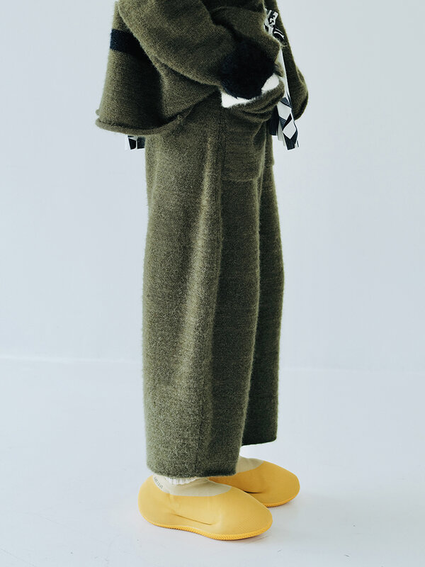 Imakokoni التصميم الأصلي للنساء ارتداء لون خالص فضفاض الخصر بنطال ذو قصة أرجل واسعة غير رسمية ومتعددة الاستخدامات موضة بناطيل تدفئة
