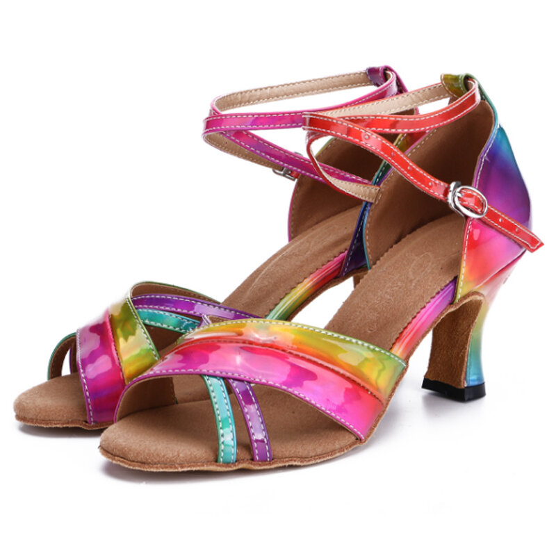 أحذية الرقص اللاتينية الصيفي السالسا التانغو قاعة الرقص أحذية نسائية ملونة عالية الكعب الصنادل الفتيات الأحذية الرياضية في الهواء الطلق