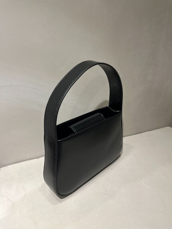 حقيبة يد جلدية بسيطة للنساء ، تصميم من جلد البقر ، حقيبة صغيرة عتيقة