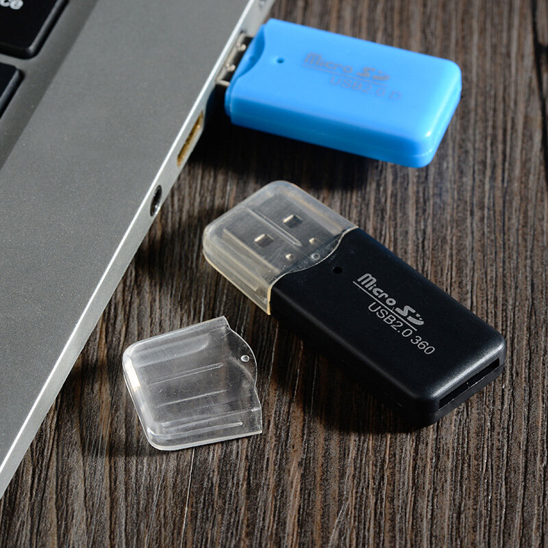 Micro SD TF قارئ بطاقات USB 2.0 صغير محمول بلاستيك SD/TF محوّل قارئ البطاقات للهاتف المحمول كمبيوتر محمول لون عشوائي