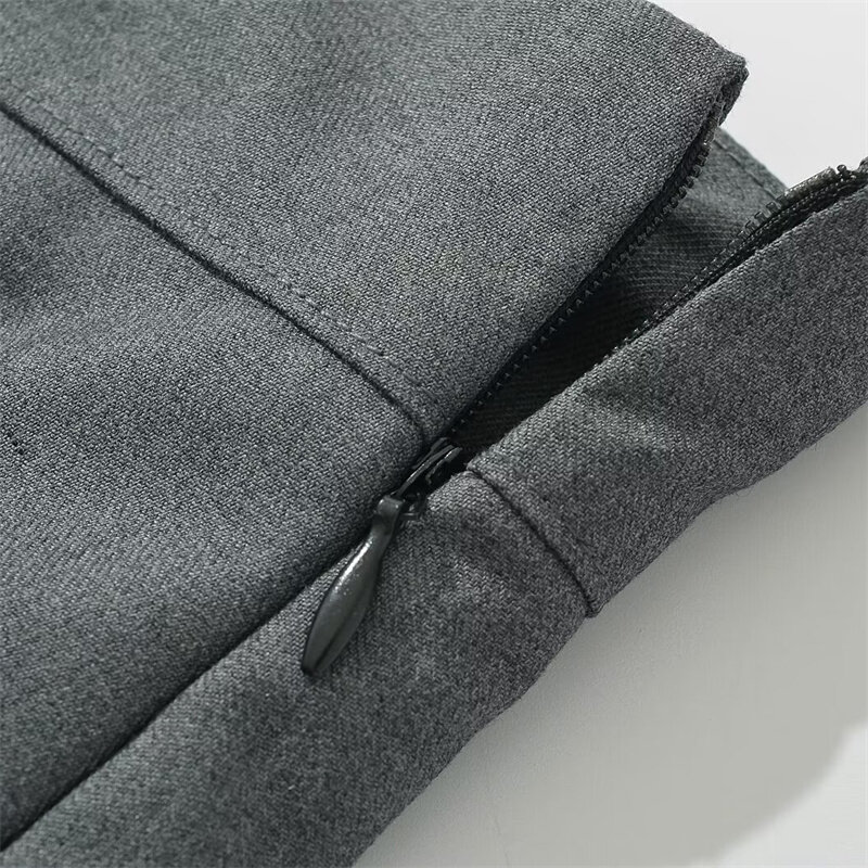 Keyanketian-تنورة نسائية صغيرة منخفضة الارتفاع مع زخرفة حزام ، تنورة قصيرة مثيرة رمادية ، ساخنة وحلوة ، إطلاق جديد ، Y2K ،