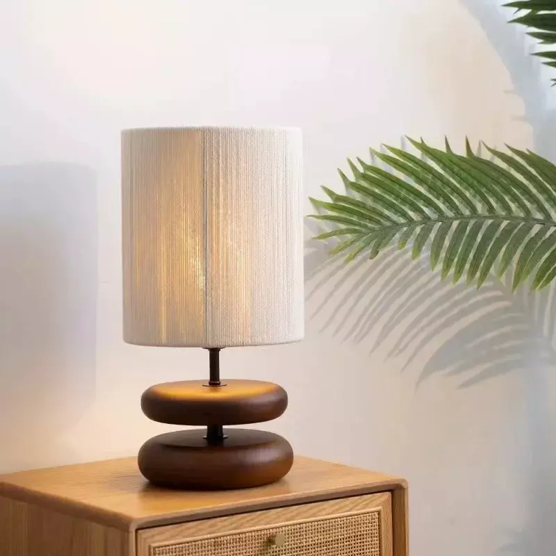 مصباح مكتبي من الخشب الصلب Wabi-Sabi ، لون الجوز الإبداعي ، غرفة المعيشة ، الدراسة ، غرفة النوم ، جو السرير ، اليابانية