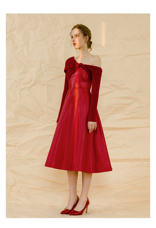 أحمر تصميم فستان حفلة تحسس منتصف طول الخصر ضئيلة طويلة الأكمام مائل الرقبة قبالة فستان باكتاف مفتوحة المرأة الراقية