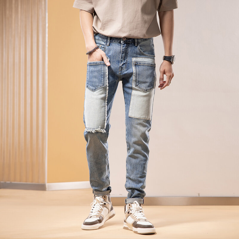 بنطلون جينز رجالي مطاطي أزرق بتصميم عتيق من Street Fashion بنطال جينز للرجال مُمزق مرقع ضيق مرن نمط الهيب هوب