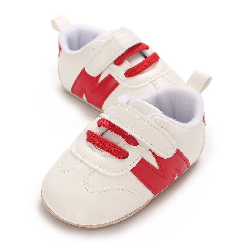 حذاء رياضي من الجلد بنعل مطاطي مضاد للانزلاق ، حذاء كاجوال للأولاد والبنات ، طفل بعمر 0-18 شهرًا