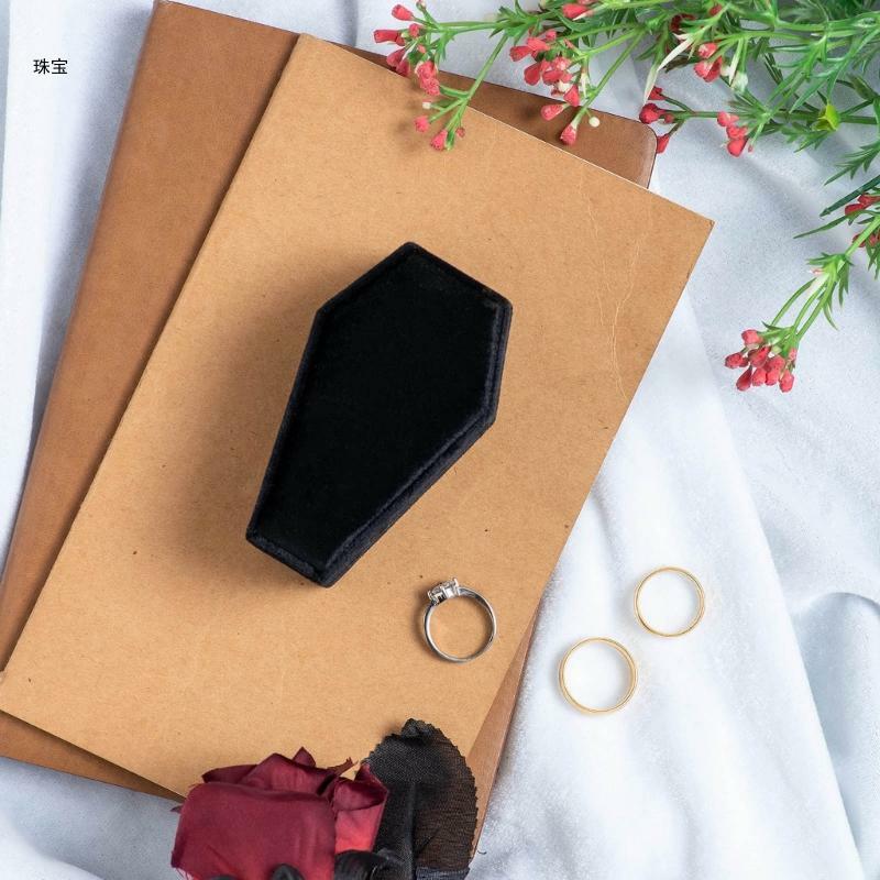 X5QE صندوق خاتم التابوت الأسود المخملي حامل عرض المجوهرات قلادة صندوق هدية