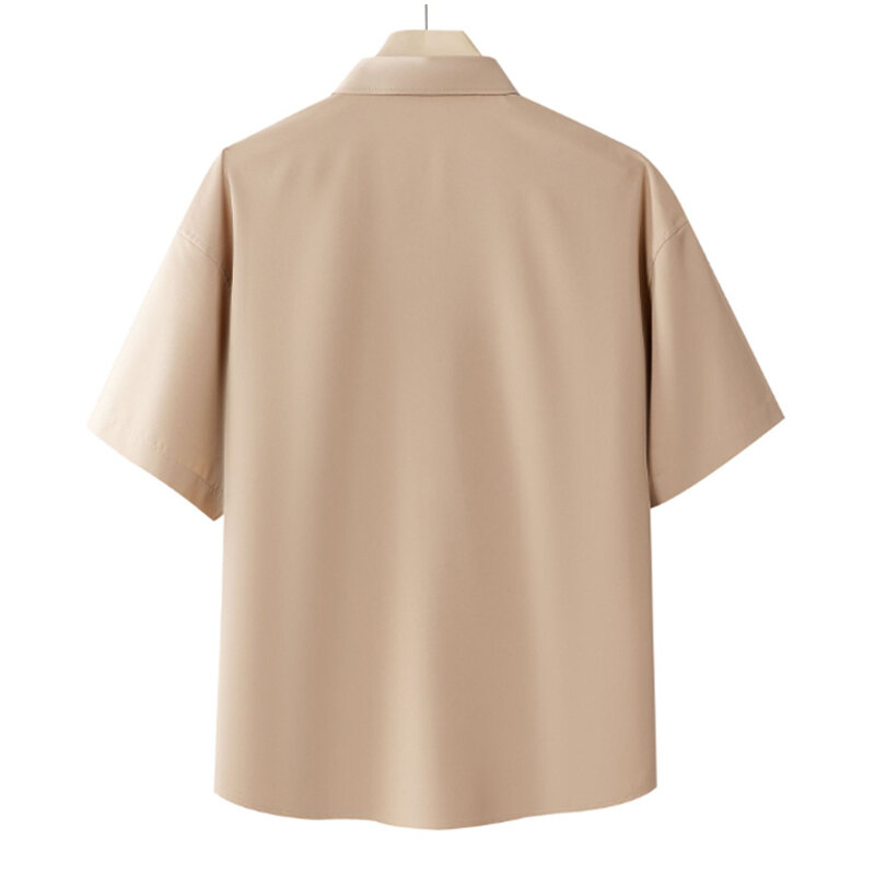 قميص رجالي قصير بأكمام قصيرة بحجم كبير مناسب للصيف على الموضة الكورية لون أسود وأبيض من Khkai