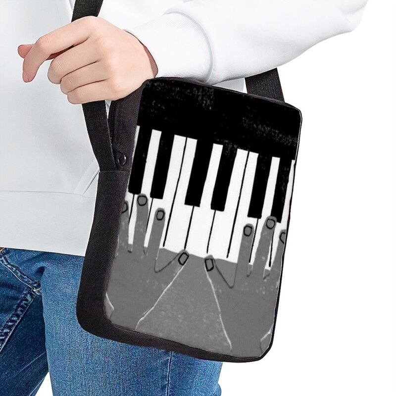 حقيبة كروس بمفتاح بيانو فني من Jackherelook حقيبة مدرسية للأطفال على أحدث طراز للمراسلة حقيبة كتف للأولاد والبنات غير رسمية هدية مخصصة
