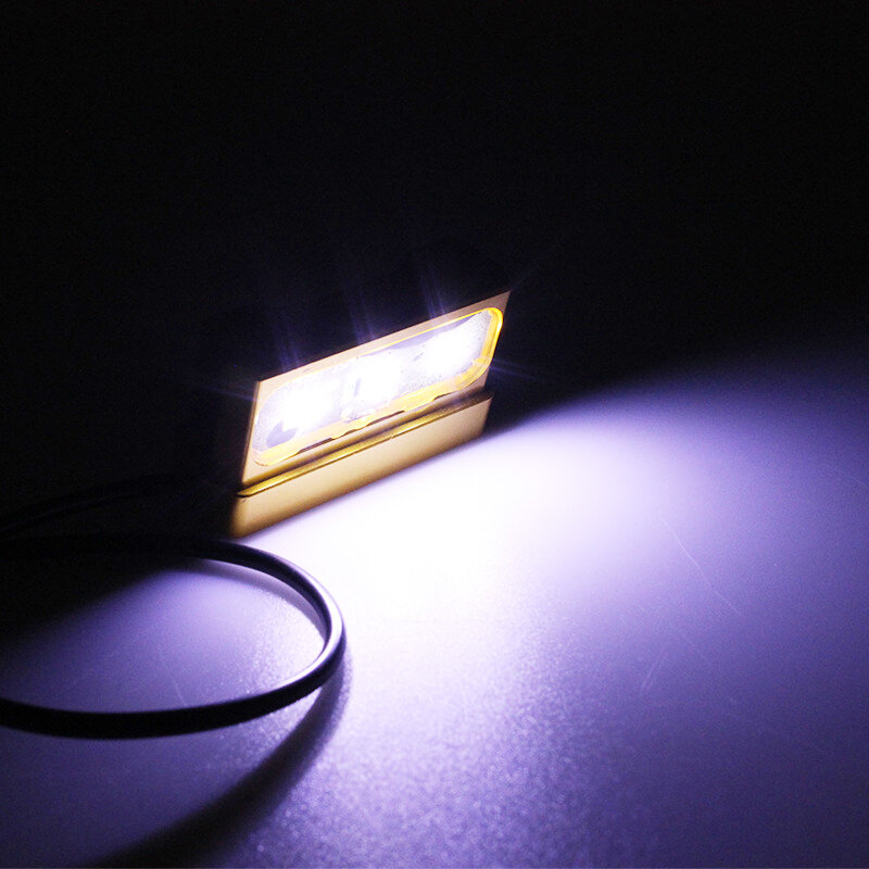 مصباح لوحة ترخيص LED للدراجات النارية ، مصباح رقم الذيل الخلفي للدراجات النارية ، سبائك الألومنيوم باستخدام الحاسب الآلي ، 12 فولت