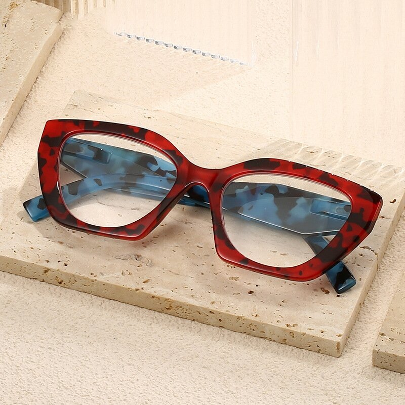 نظارات قراءة بإطار مربع مطبوع عليها فهد ، نظارات عالية ، نظارات طول النظر ، بالإضافة إلى من من من من من من من من من ؟