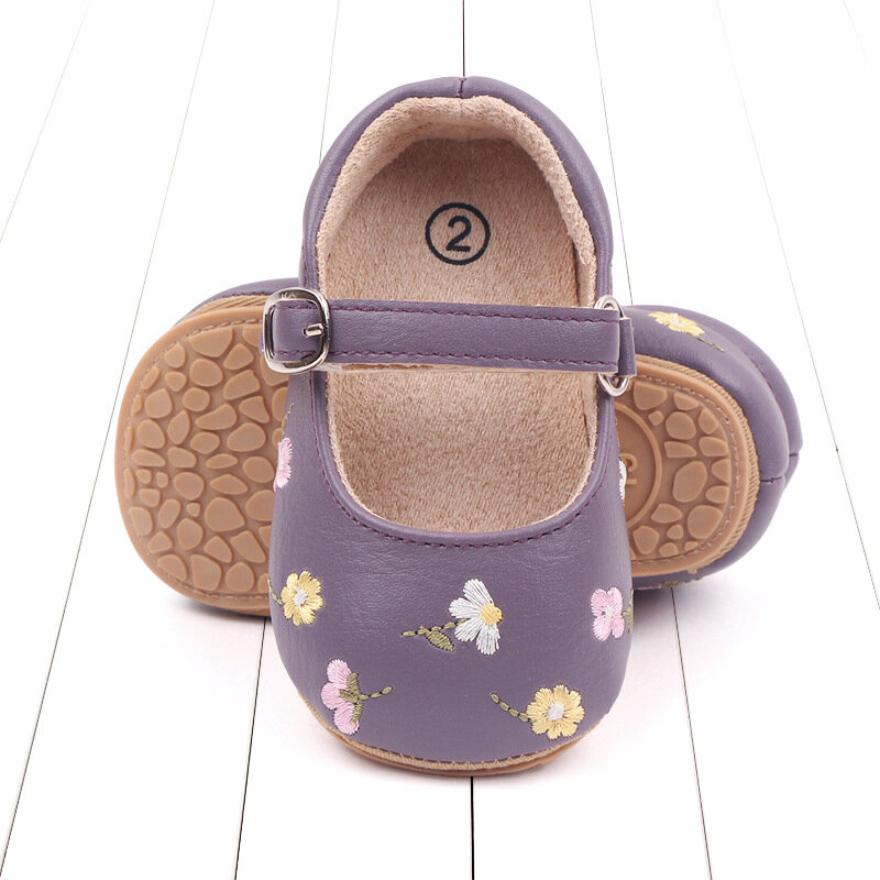 المتسكعون عادية لحديثي الولادة طفل رضيع ، والأحذية مع الزهور ، والأحذية الرضع