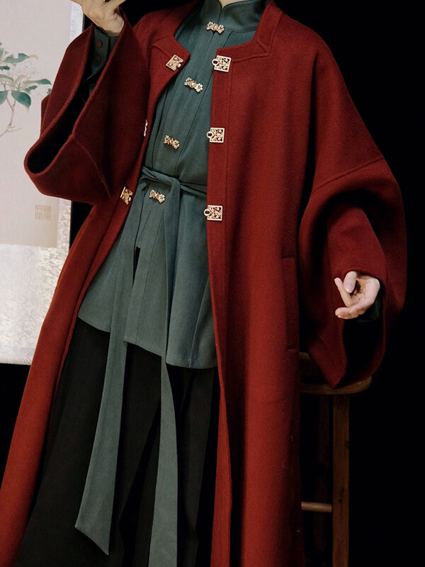 المرأة منتصف طول معطف الصوف الأحمر ، معطف النمط الوطني ، النمط الصيني الجديد ، الخريف والشتاء الملابس