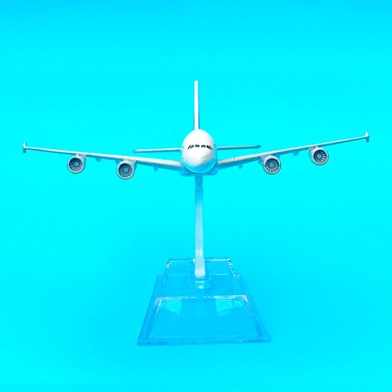 نموذج طائرة معدنية للشرق الأوسط ، A380 B747 ، تحصيل الطيران على نطاق صغير ، زخرفة مصغّرة مصغّرة ، ألعاب تذكارية ، 1: 1000