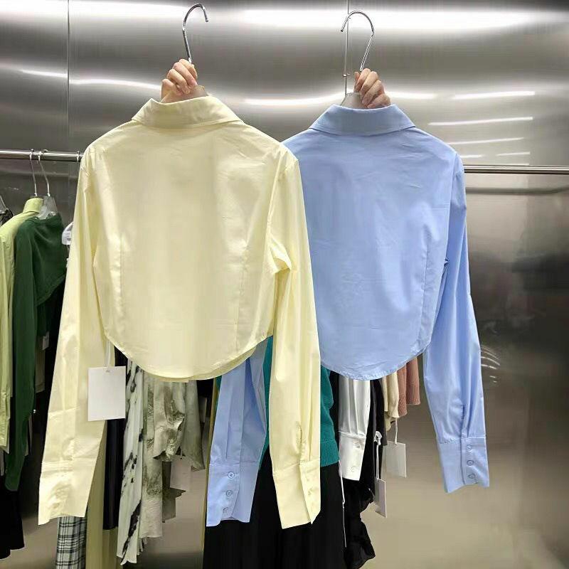 قمصان حريمي صيفية نحيفة تصميم كوري جديد ملابس علوية للخروجات اليومية موضة 2021 للطالبات موضة نقية الصدر واحدة