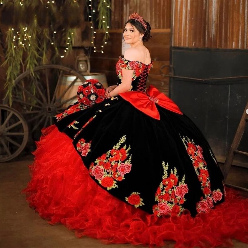 فساتين Quinceanera أميرة حمراء ، ثوب حفلة ، زينة الكشكشة الأورجانزا على شكل قلب ، حلوة 16 فساتين ، 15 سنة مكسيكية