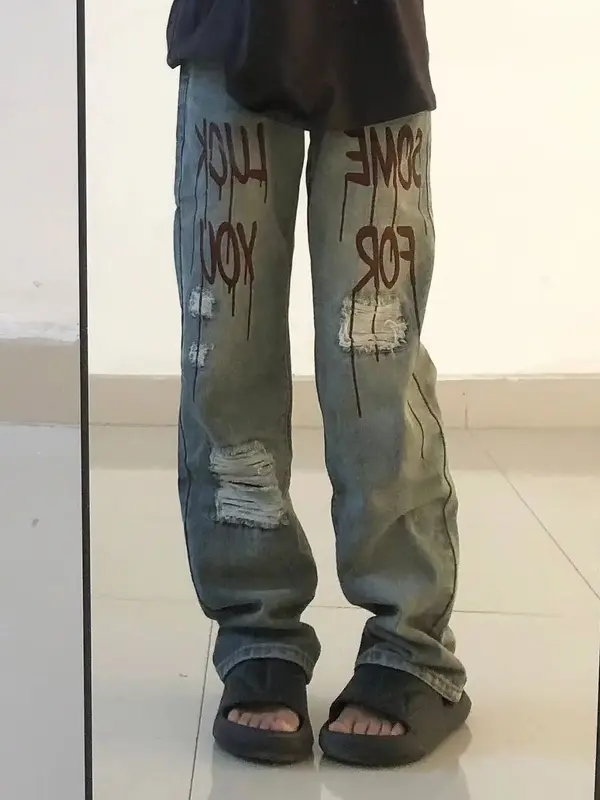 بنطلون جينز ممزق مطبوع عليه حروف أمريكية عتيقة سروال نسائي جديد فضفاض مستقيم على الأرض ملابس شارع هاراجوكو Y2k