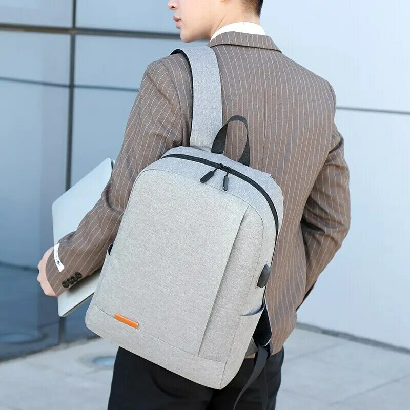 حزمة واحدة من الأعمال الرجالية بسيطة من Usb شحن حقيبة مدرسية خفيفة الوزن للسفر والتنقل