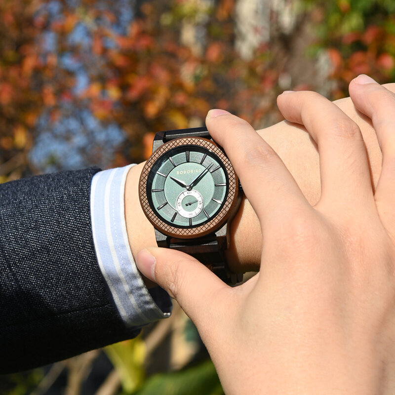 الخشب ساعة BOBOBIRD أفضل جديد الرجال كوارتز ساعة اليد موضة الأعمال ساعة محفورة الساعات شعار مخصص عظيم عيد ميلاد هدية صندوق