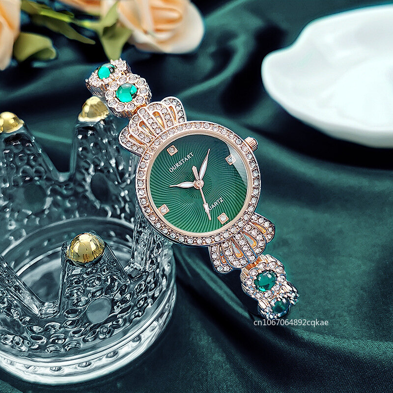 ساعات حجر الراين الفاخرة للنساء ، ساعات اليد الكوارتز الأخضر للسيدات ، هدية على مدار الساعة