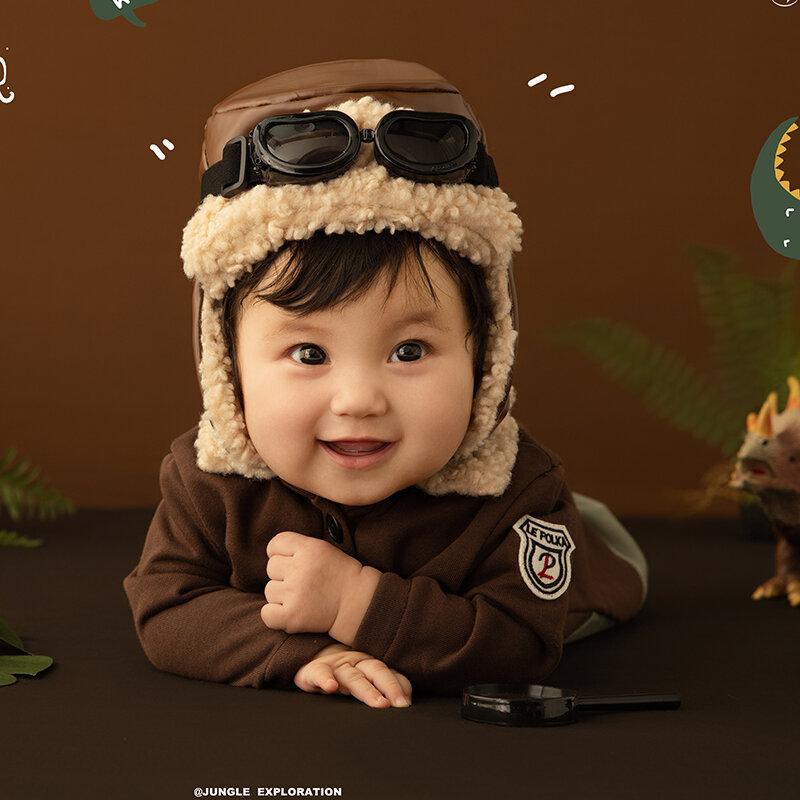 ملابس أطفال للتصوير الفوتوغرافي لطفل 3-5 أشهر ، موضوع مغامرة الغابات ، زجاج تكبير المظلة ، دعامة التظاهر ، ملحقات تصوير استوديو