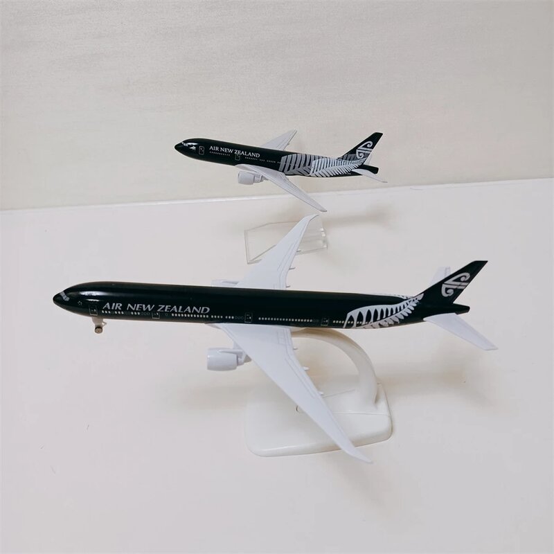 أسود الهواء نيوزيلندا الخطوط الجوية بوينغ 777 B777 الخطوط الجوية ديكاست نموذج طائرة نموذج طائرة سبيكة معدنية الطائرات هدايا الاطفال