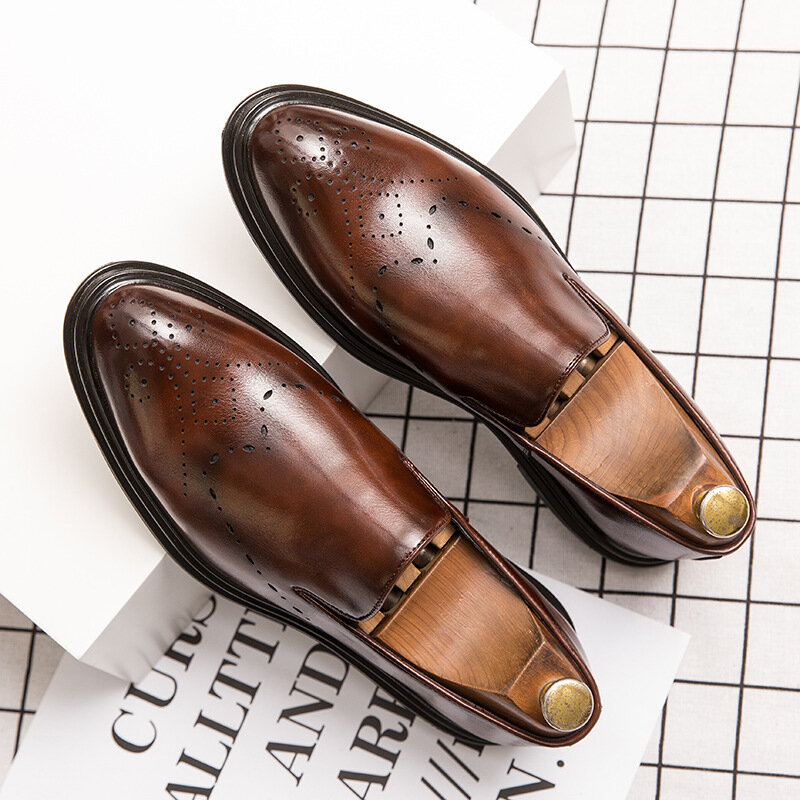 الرجال منحوتة جوفاء الأحذية الجلدية الرسمية البريطانية موضة بسيطة مجموعة قدم النسخة الكورية من الأعمال أحذية جلدية غير رسمية PX103