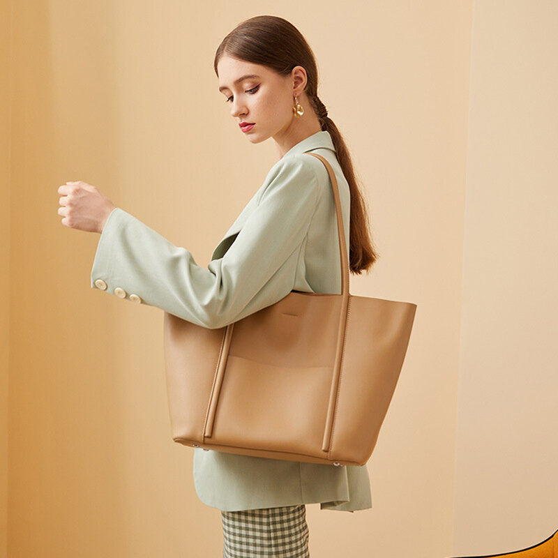 حقيبة يد فاخرة من الجلد الطبيعي للنساء ، حقيبة يد عالية الجودة ، حقيبة كتف ناعمة ، قدرة عالية