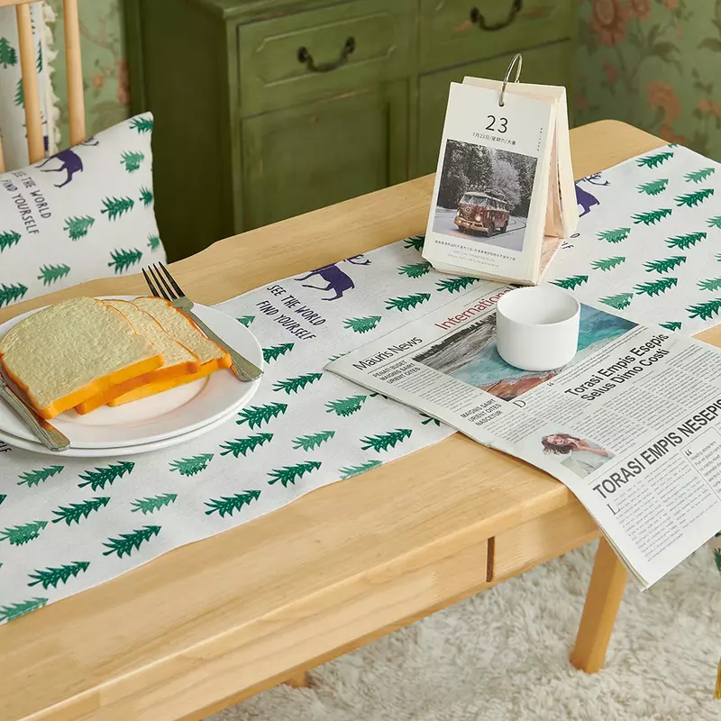 NAPEARL-عداء طاولة كتان الكريسماس ، شجرة خضراء مطبوعة ، ديكور طاولة عشاء ، منسوجات منزلية ، 1 روض