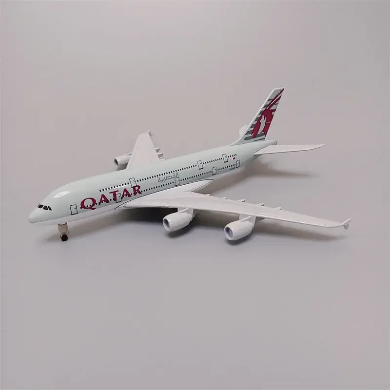 20 سنتيمتر طائرة نموذجية الهواء قطر A380 ايرباص 380 الخطوط الجوية سبيكة معدنية نموذج طائرة دييكاست الطائرات والهبوط التروس عجلات