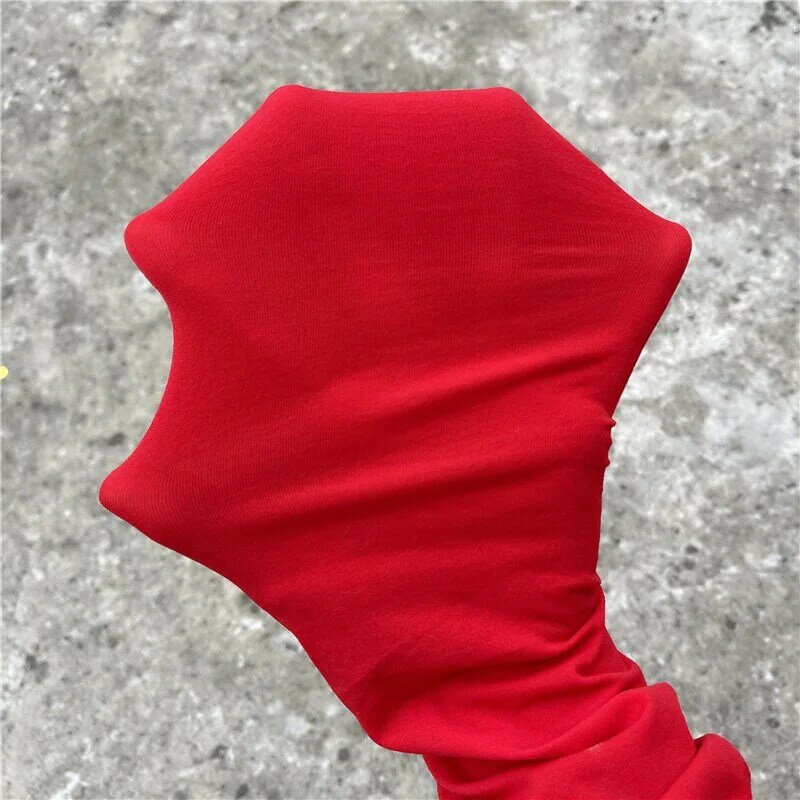 جوارب طويلة حمراء جديدة لعام 2022 جوارب طويلة حمراء مثيرة ومضادة للربط من المخمل والحرير مناسبة للسيدات