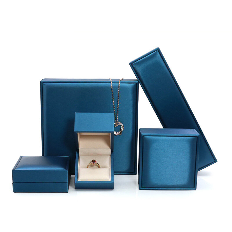 صندوق تعبئة مجوهرات من الجلد الصناعي ، حقيبة تخزين قلادة خاتم ، شعار مخصص مجاني ، بيع بالجملة