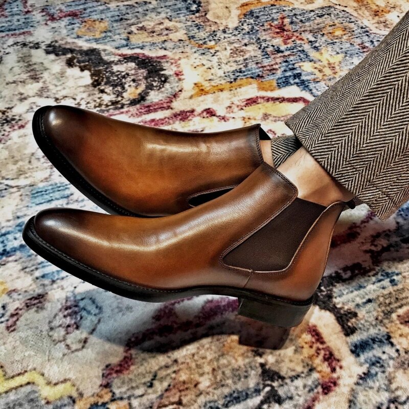 جديد جلد طبيعي براون تشيلسي الأحذية للرجال الأسود ساحة تو رجال الأعمال أحذية بوت قصيرة شحن مجاني انقسام الجلود الرجال الأحذية