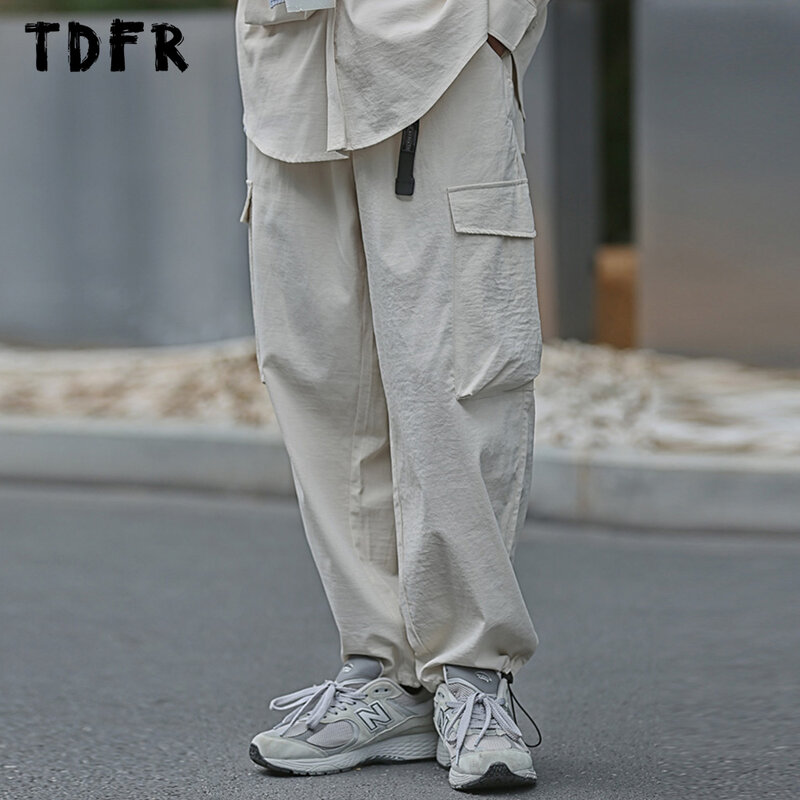 جيب البضائع السراويل مع حزام رجالي سفاري نمط بلون عادي فضفاض واسعة الساق مرونة الخصر بنطلون الرجال