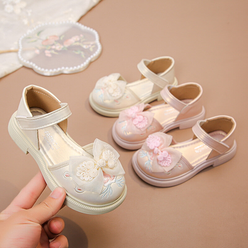 حذاء فردي مطرز على الطراز الصيني للفتيات ، حذاء أميرة للأطفال ، طفل كبير ، جديد ، صيفي ،