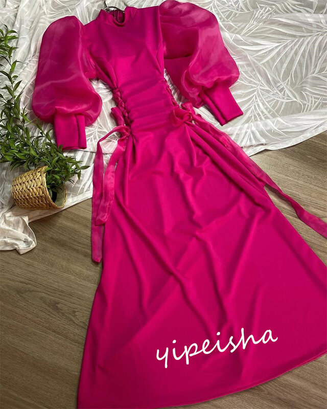 فستان سهرة للحفلات مع شرائط ، خط ، ياقة عالية ، فساتين طويلة ، حفلة موسيقية سعودية ، مناسبة مخصصة