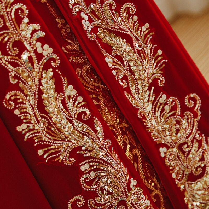 عباءة الزفاف المخملية الحمراء ، تصميم الأزهار زين ، طوق الفراء السميك ، جديد