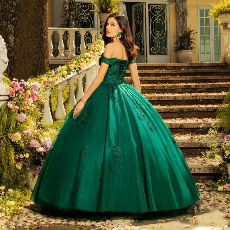 فساتين Quinceanera باللون الأخضر الزمردي مزينة بالدانتيل على شكل قلب ومزينة بالخرز لحفلات التخرج فستان Vestido De 15 Anos مخصص