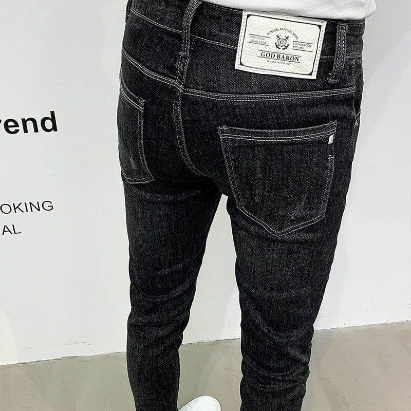 جديد الكورية نمط سليم صالح الأسود جينز للرجال مع التطريز تصميم الدنيم السراويل للملابس الكاجوال وفاخرة تمتد بنطلون