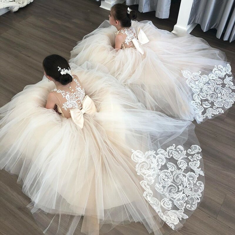 فستان فتاة الزهور طويل من الدانتيل فستان الأميرة للفتيات بلا أكمام أول مناولة فستان زفاف الطفل
