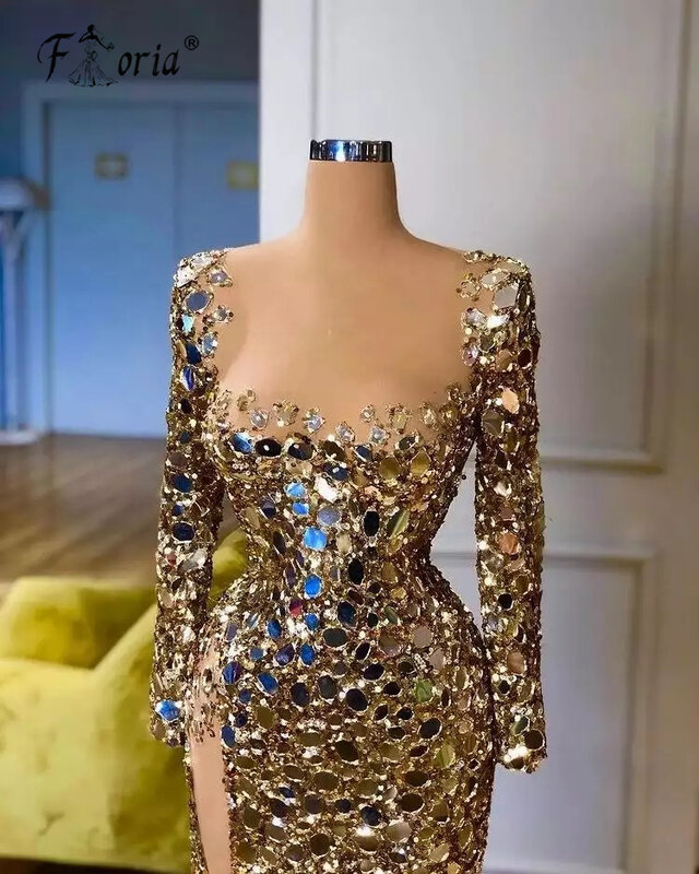 فساتين سهرة بكريستال عربي من Vestidos De Noche باللون الذهبي لعام 2023 سباركلي دبي بأكمام طويلة فستان للحفلات الراقصة للمشاهير