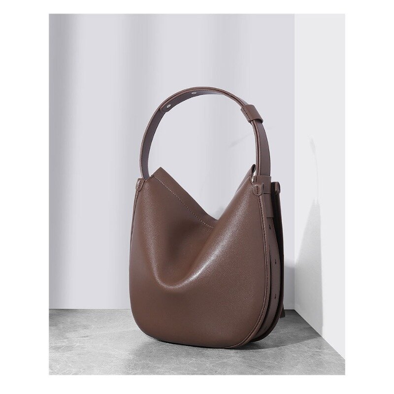 حقيبة يد جلدية فاخرة للنساء ، حقيبة حمل كبيرة متعددة الاستخدامات ، حقيبة كتف رومانسية ، أفضل مصمم أزياء ، كلاسيكية