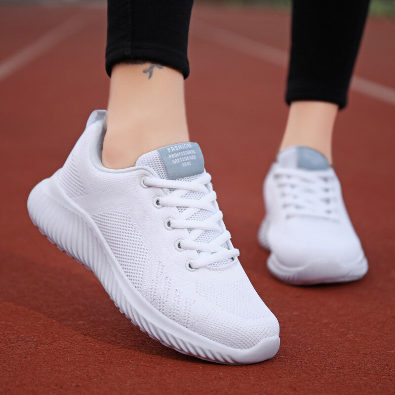 أحذية خفيفة الوزن شبكية تسمح بمرور الهواء للنساء ، أحذية رياضية غير رسمية ، أحذية ركض عصرية ، أحذية مشي رياضية ، طراز جديد ،